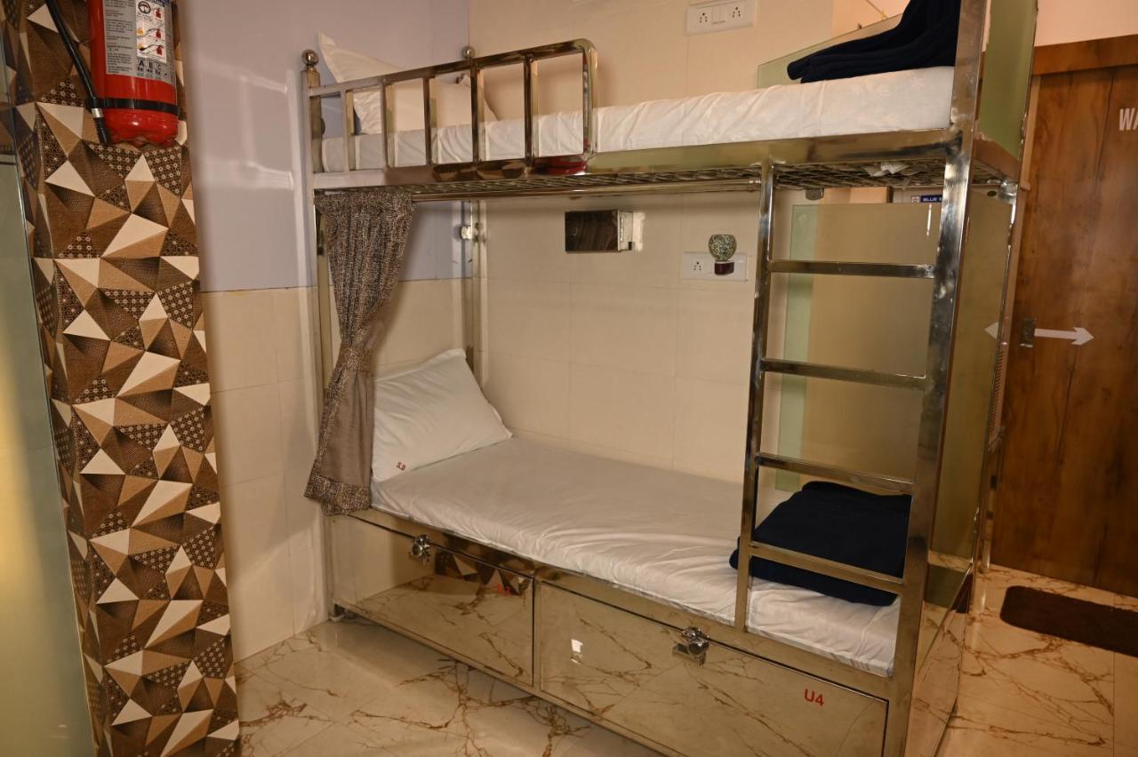 Sagar Dormitory Andheri - Nearest To Andheri Railway Station West Mumbai Exterior photo