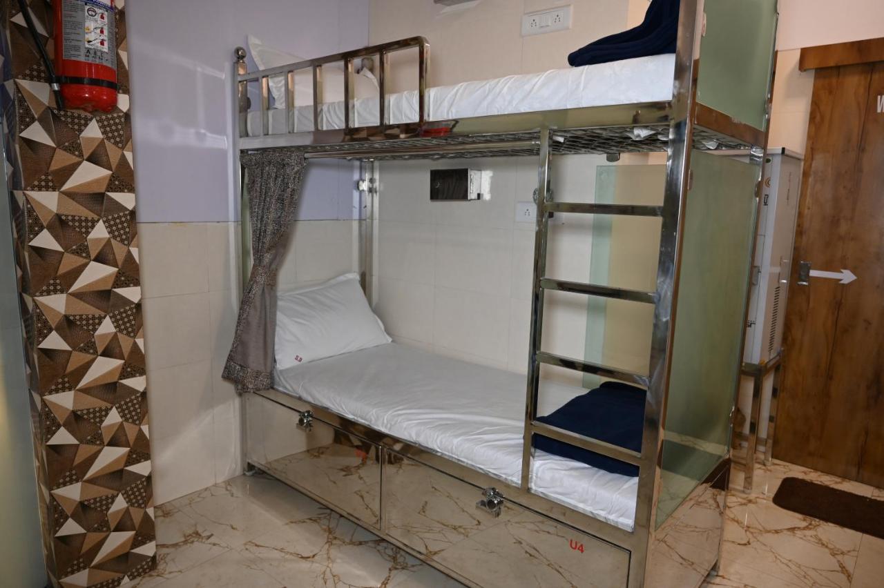 Sagar Dormitory Andheri - Nearest To Andheri Railway Station West Mumbai Exterior photo